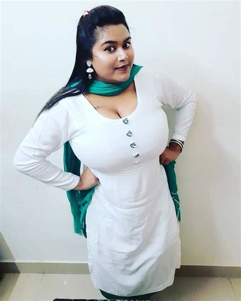 big boob aunty|40 Best Indian OnlyFans (Top Indian & Desi Girls on Only Fans)